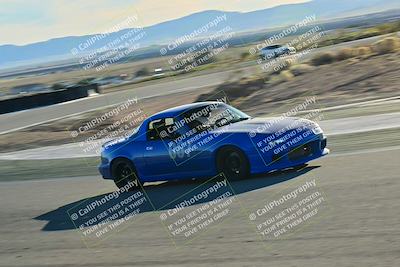 media/Dec-13-2025-Extreme Speed (Sat) [[d129ecb0b9]]/Beginner/Session 3 (Turn 5)/